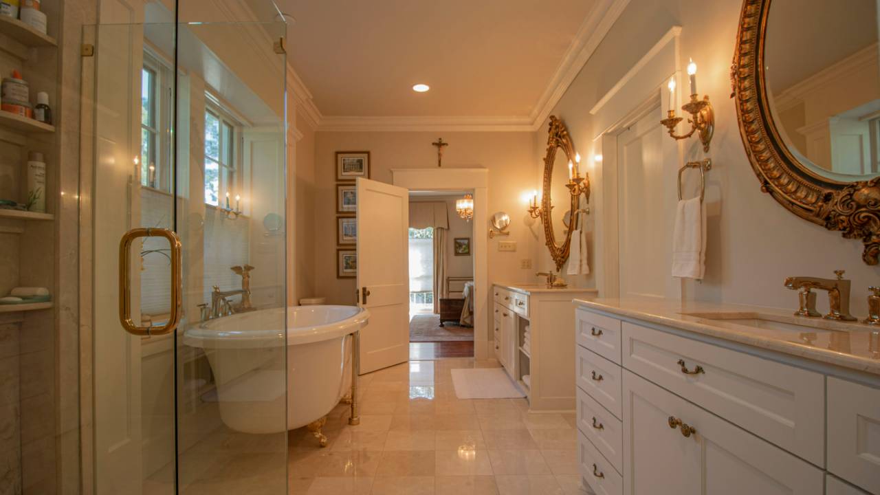 Luxury Bathroom
